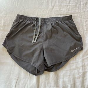 Nike Women’s Tempo Running Shorts, Dark Gray